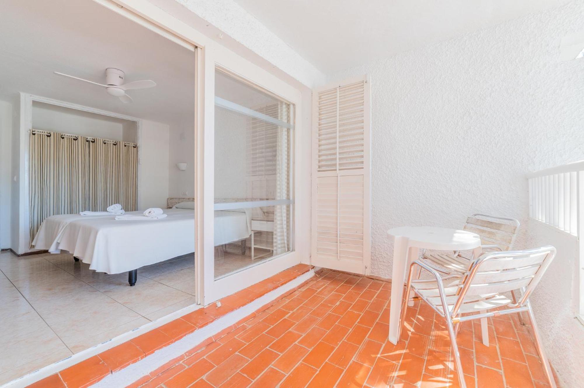 Atlas Apartments Ibiza Santa Eularia des Riu Luaran gambar