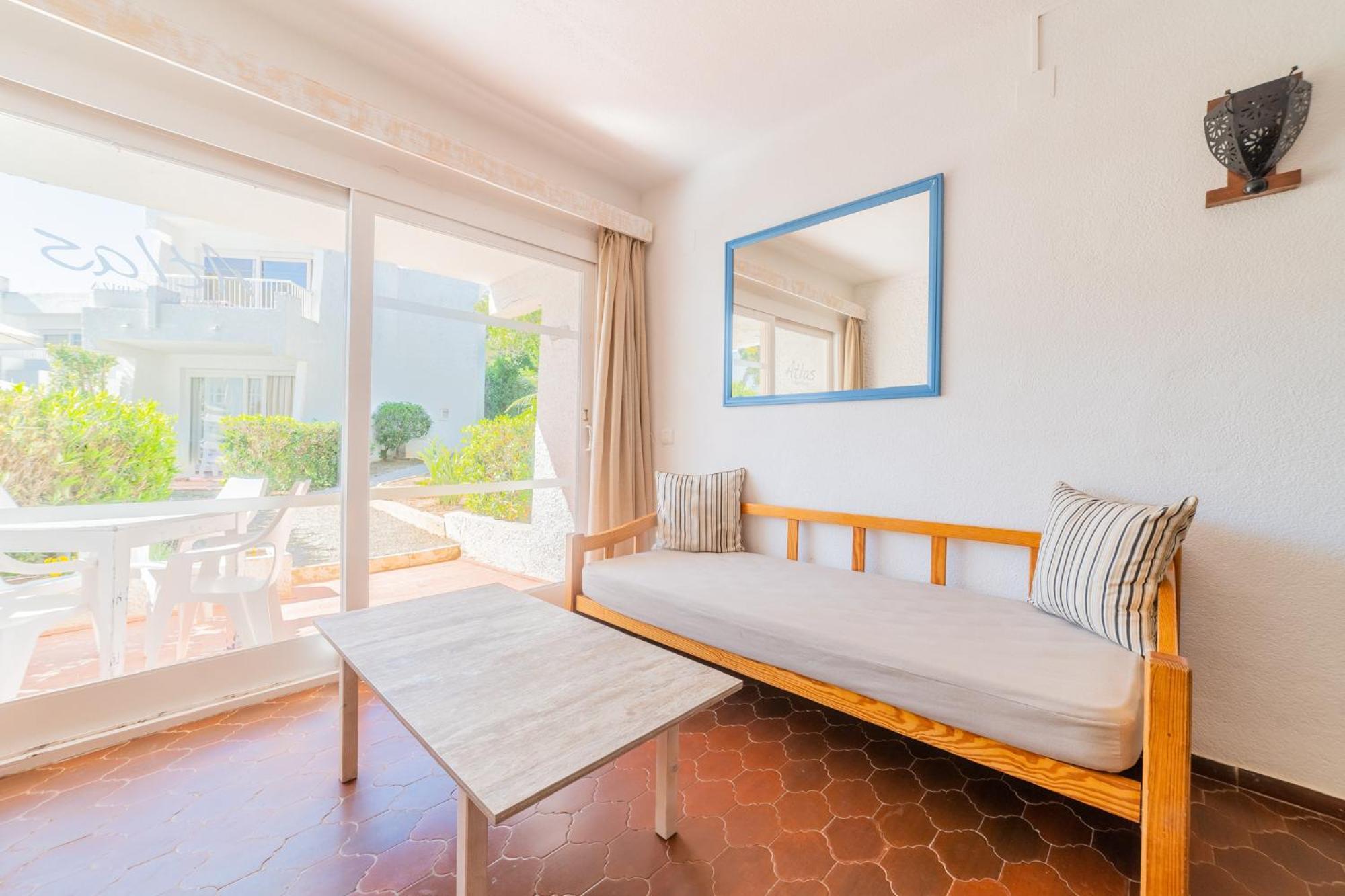 Atlas Apartments Ibiza Santa Eularia des Riu Luaran gambar