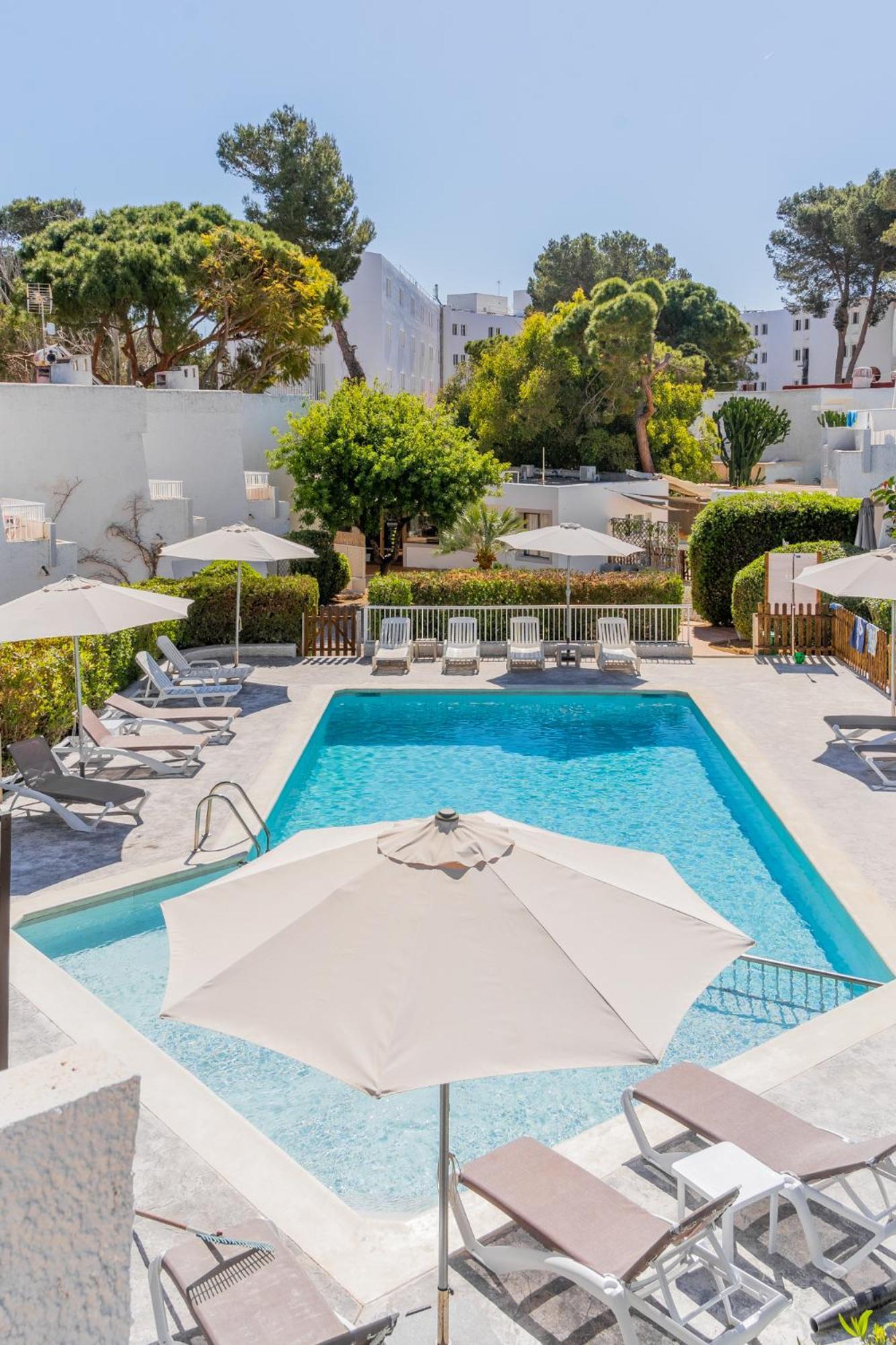 Atlas Apartments Ibiza Santa Eularia des Riu Luaran gambar